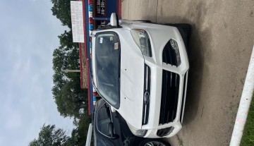 2013 Ford escape Titanium 